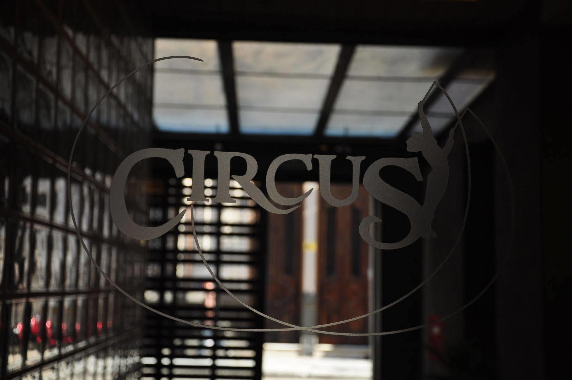 Circus Hostel Buenos Aires Exteriér fotografie